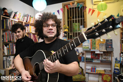 25x25 amb Copa Lotus a la llibreria Inexplicabre del barri de Sants (Barcelona) 